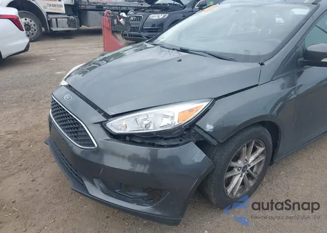 2016 Ford Focus Se z USA, uszkodzony, nr VIN 1FADP3F21GL393819